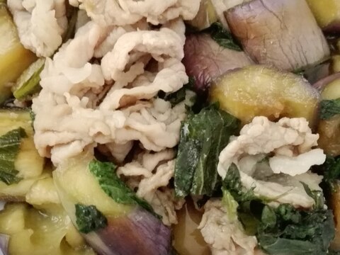 なすと豚肉、大葉炒め